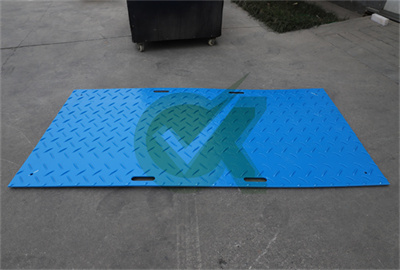 <h3>digger ground protection boards 4×8 Ft for heavy equipment</h3>
